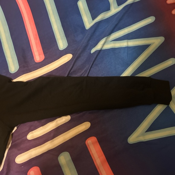 Amiri Crewneck,multicolor,medium       Apple Pay or Cash app - Picture 5 of 8